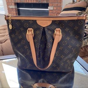 Sold-Louis Vuitton purse